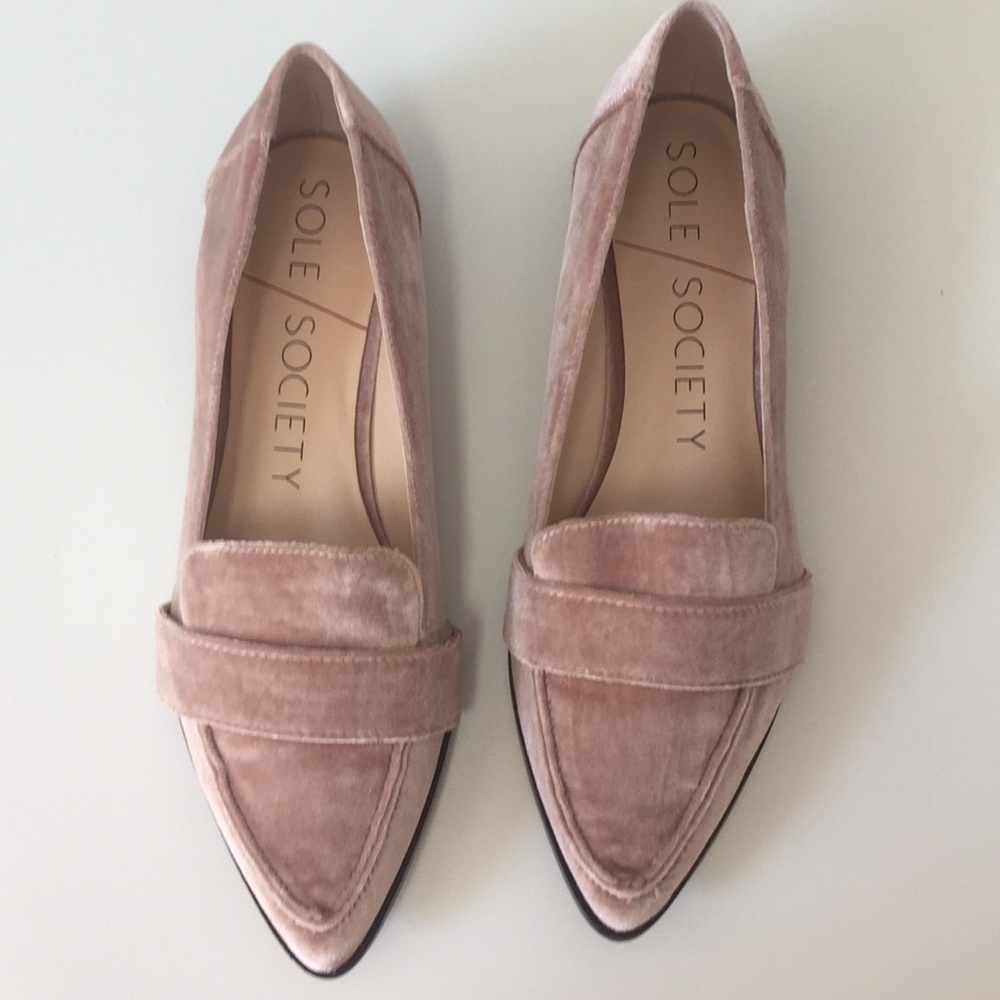 Sole Society blush velvet loafer